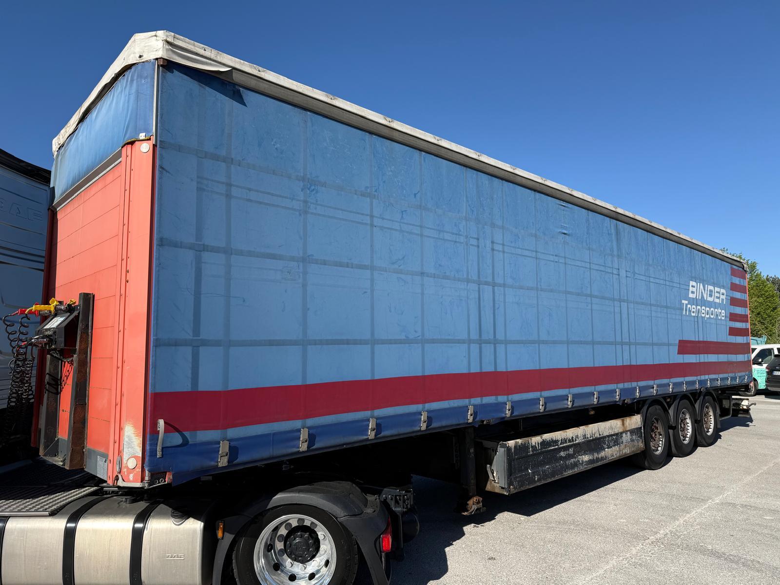 Schwarzmüller  3Achs Standard Curtainsider Pal-Kasten Lift SAF