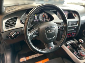 Audi S4 *B&O*TEMPO*NAV*CARBON*PDC*ALCANTARA*20Zoll*
