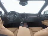 Volvo XC60 B5 AWD Ultra Dark*PANO+AHK+21''ZOLL+360°KAM - Volvo: Awd