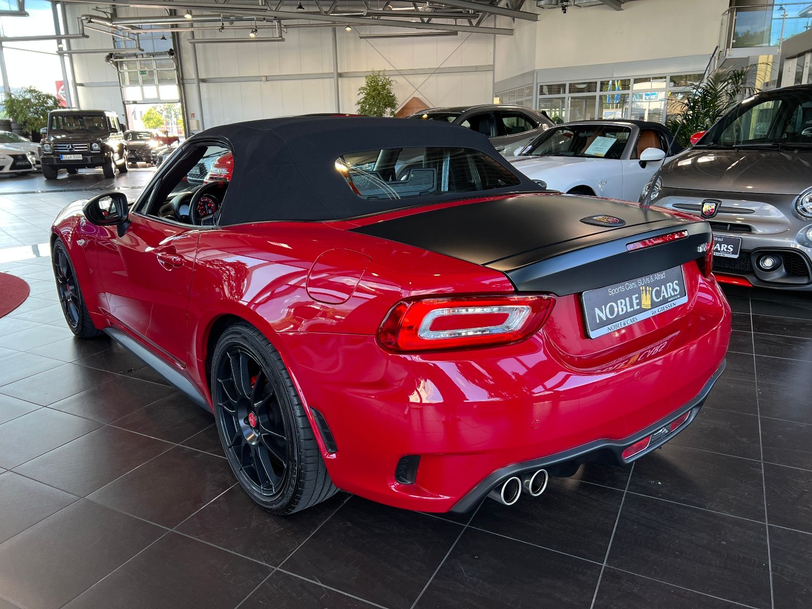 Fahrzeugabbildung Abarth 124 Spider GT LED BOSE LEDER