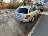 Mercedes-Benz C 200 CGI T BlueEFFICIENCY Autom. - - gebrauchte Mercedes-Benz C 200 aus dem Jahr 2009