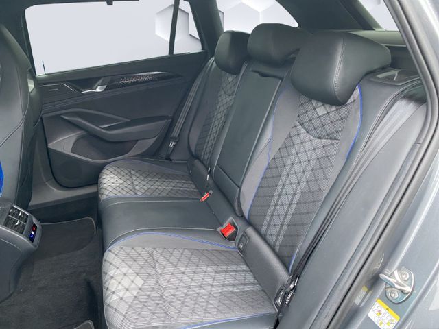 Passat Variant R-Line 2.0TDi DSG AHZV LED HuD PD