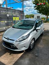 Ford Fiesta 1,6 TDCi 70kW DPF Trend Trend - Ford Fiesta aus 2011 mit Diesel-Antrieb