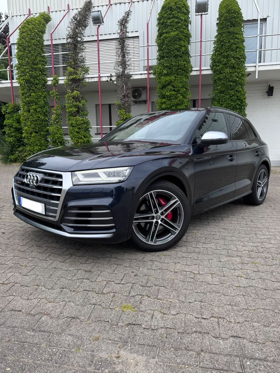 AUDI SQ5 3.0 TFSI Quattro*AHK*360º*LUFT*BOSE