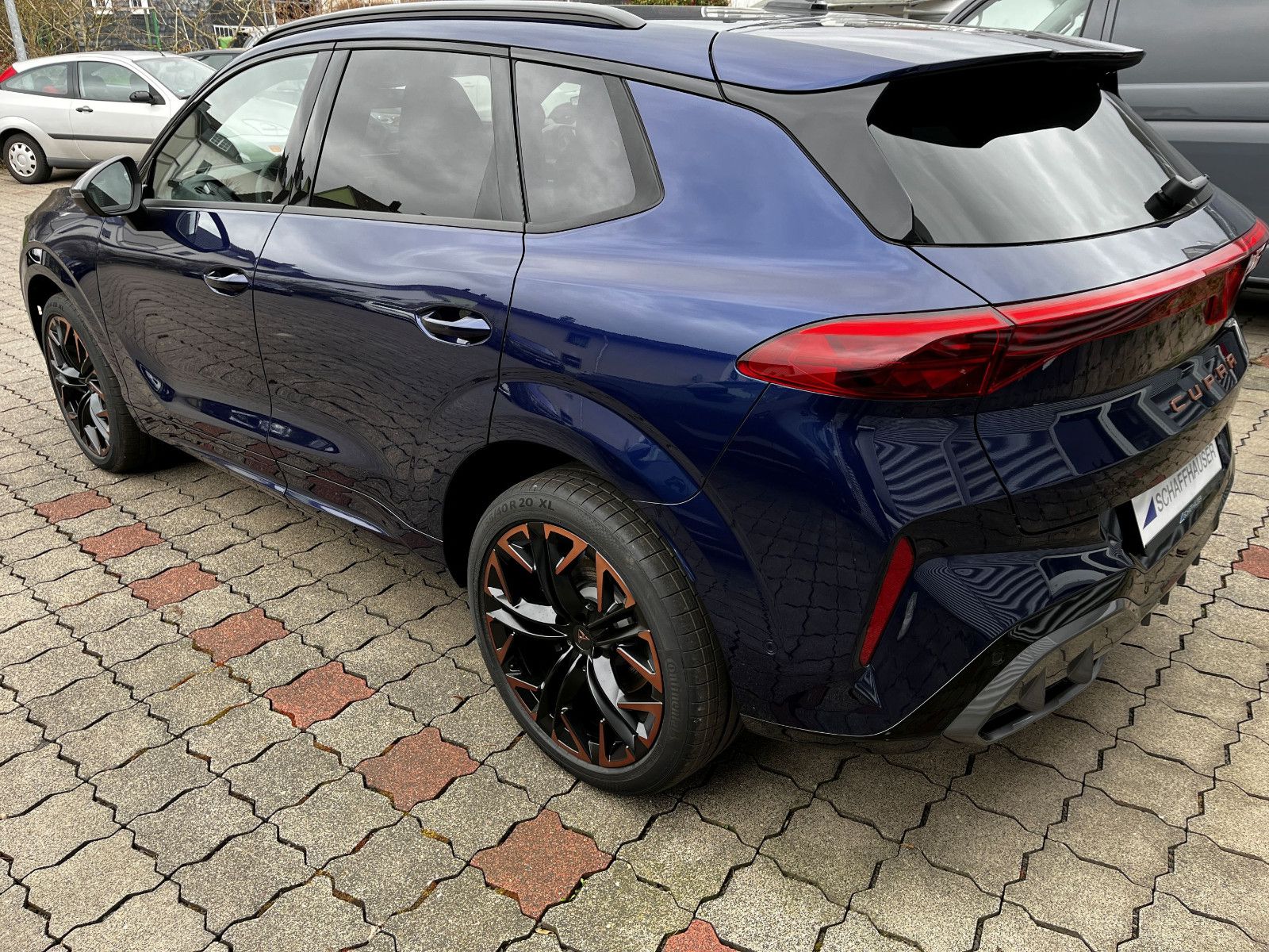 Fahrzeugabbildung CUPRA Terramar 2.0 TSI 4Drive VZ AHK PANO 20" SENN HUP