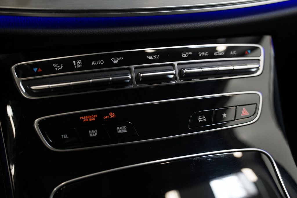 Mercedes Benz E 220