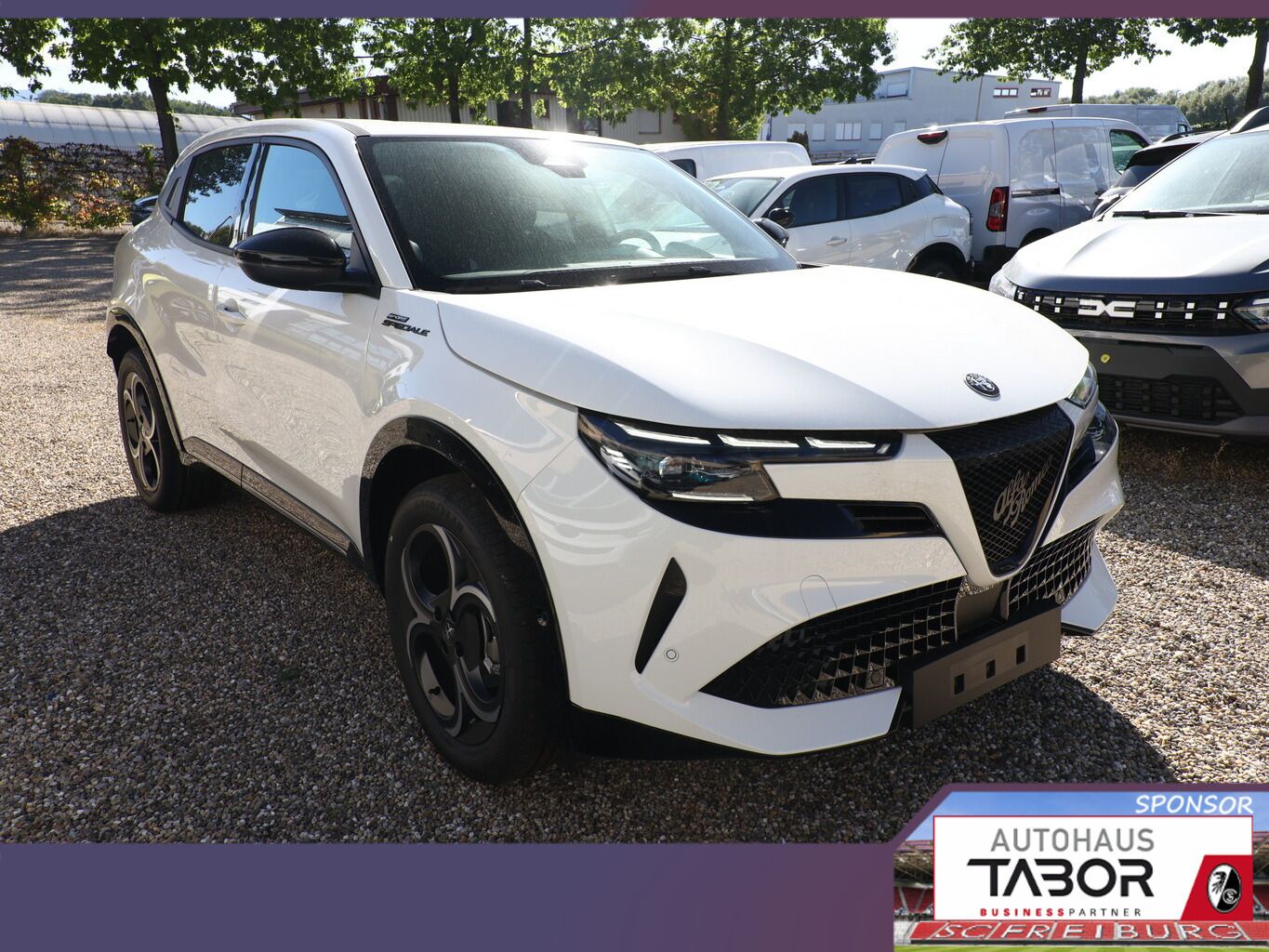 Alfa Romeo Junior Ibrida Q4 Sport Speciale TechP UVP-27%* imagem 2
