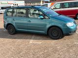 Volkswagen Touran 1.6 FSI Basis Basis - Volkswagen Touran: Basis