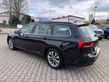 Volkswagen Passat Variant 1.5 TSI DSG *Navi*Kamera*ACC*AHK* - : Allradantrieb, Automatik