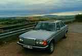Mercedes-Benz E280 280  - silberne Mercedes-Benz E 280