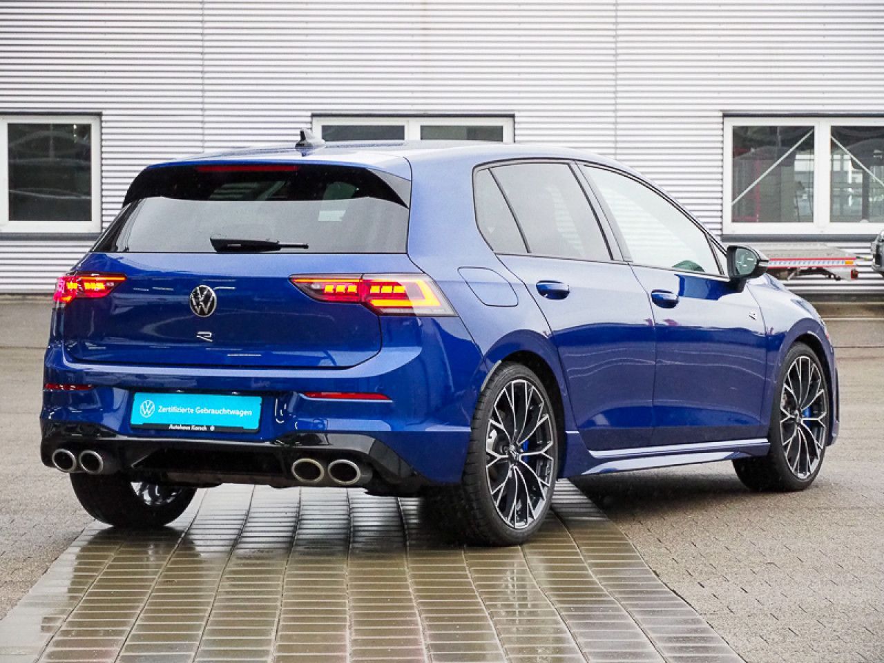 Volkswagen Golf VIII 2.0 TSI R 4Motion 245 kW R AHK BLACK foto 5
