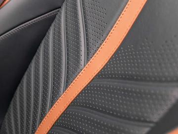 2023 Aston Martin V12 VANTAGE 缩略图 23