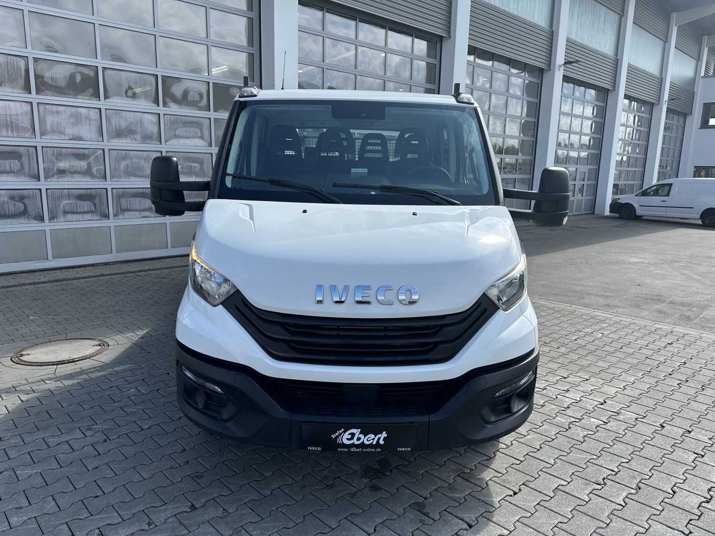 Fahrzeugabbildung Iveco 70C18H 3-S.Kipper *R.3750mm*7Sitze*AHK*