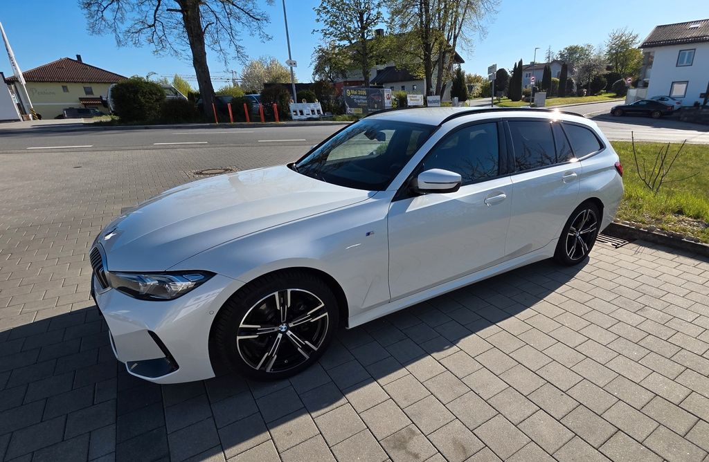 Image of BMW 318