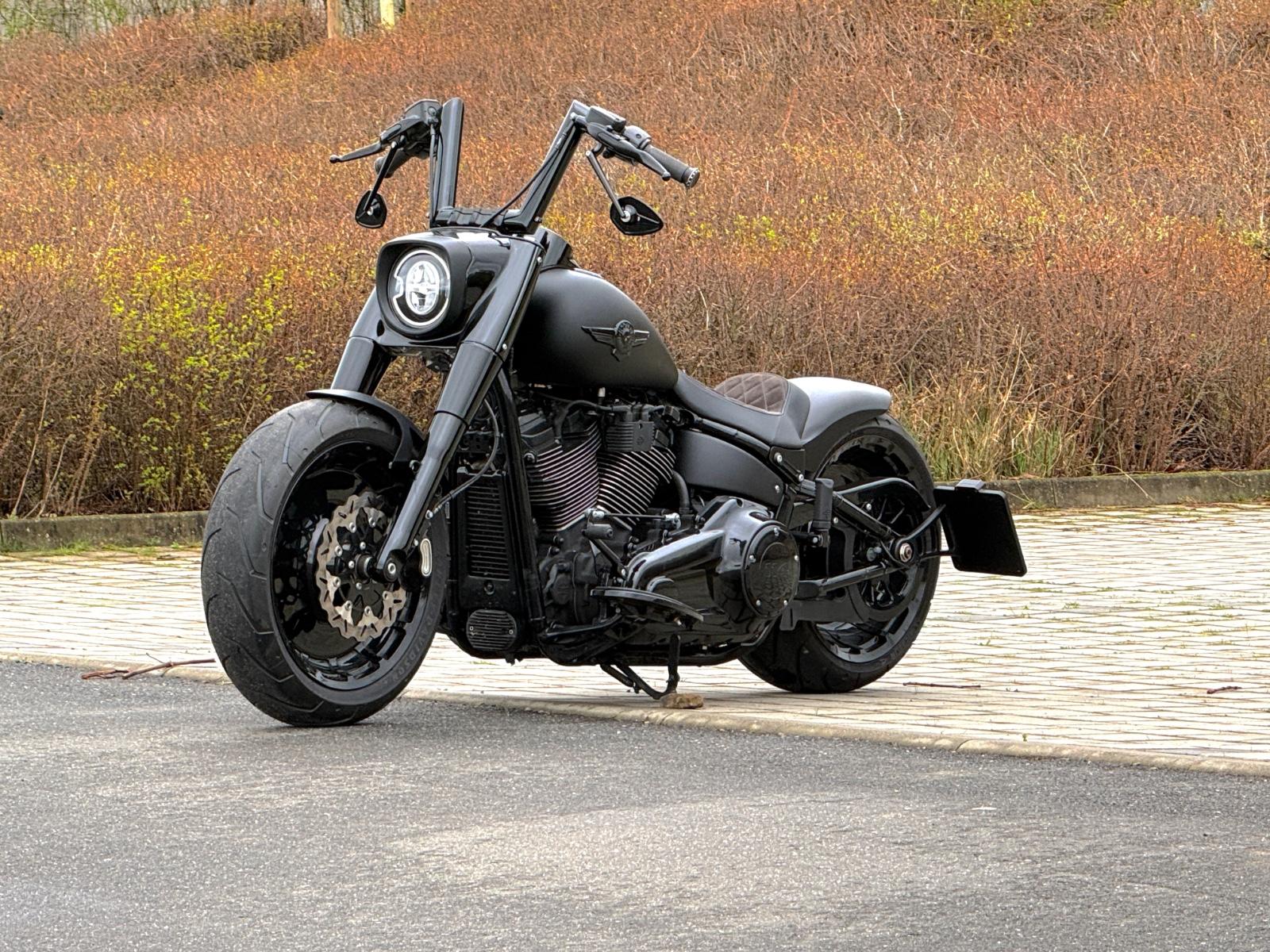 Harley-Davidson FAT BOY FLFBS 114 CUSTOM - EINZELSTÜCK - BLACK