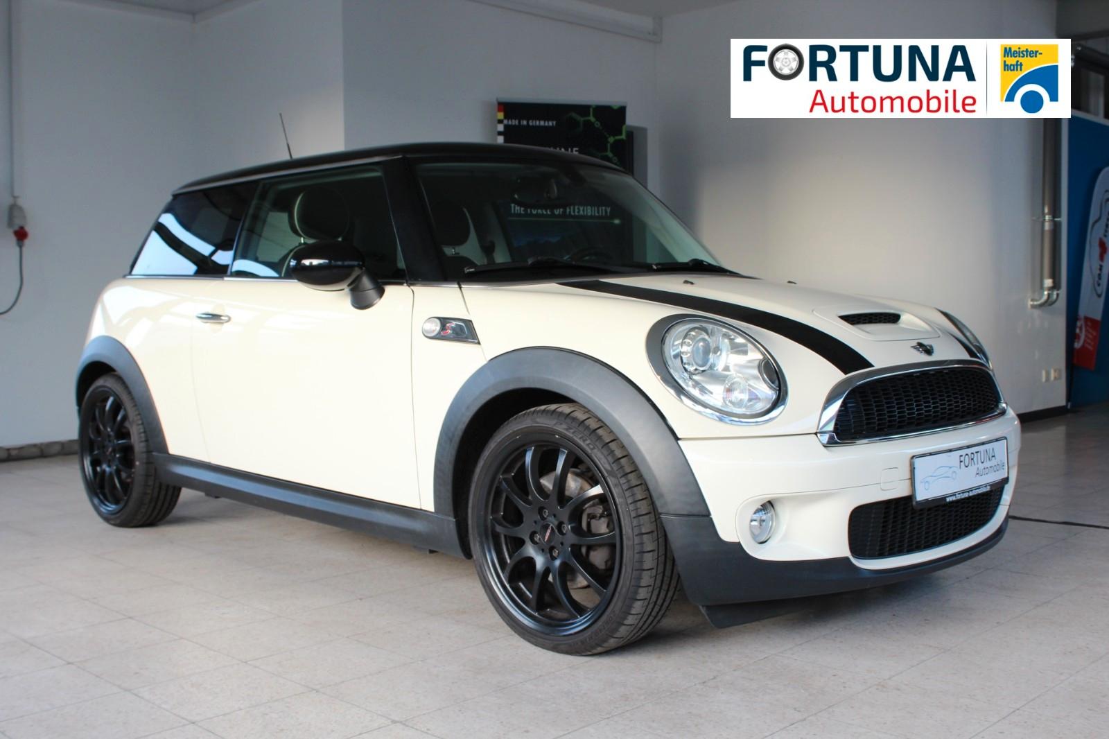 MINI Cooper S 1. Hand Xenon Leder JCW LM-Räder