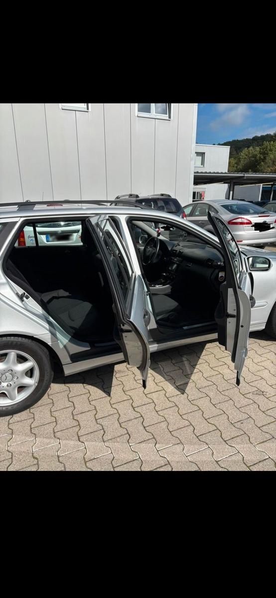 Mercedes-Benz C180 2006 — photo 13