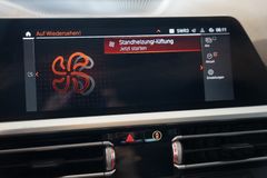 BMW M340i Touring xDrive | Laser | Pano | HuD | 19 BMW M340i Touring xDrive | Laser | Pano | HuD | 19