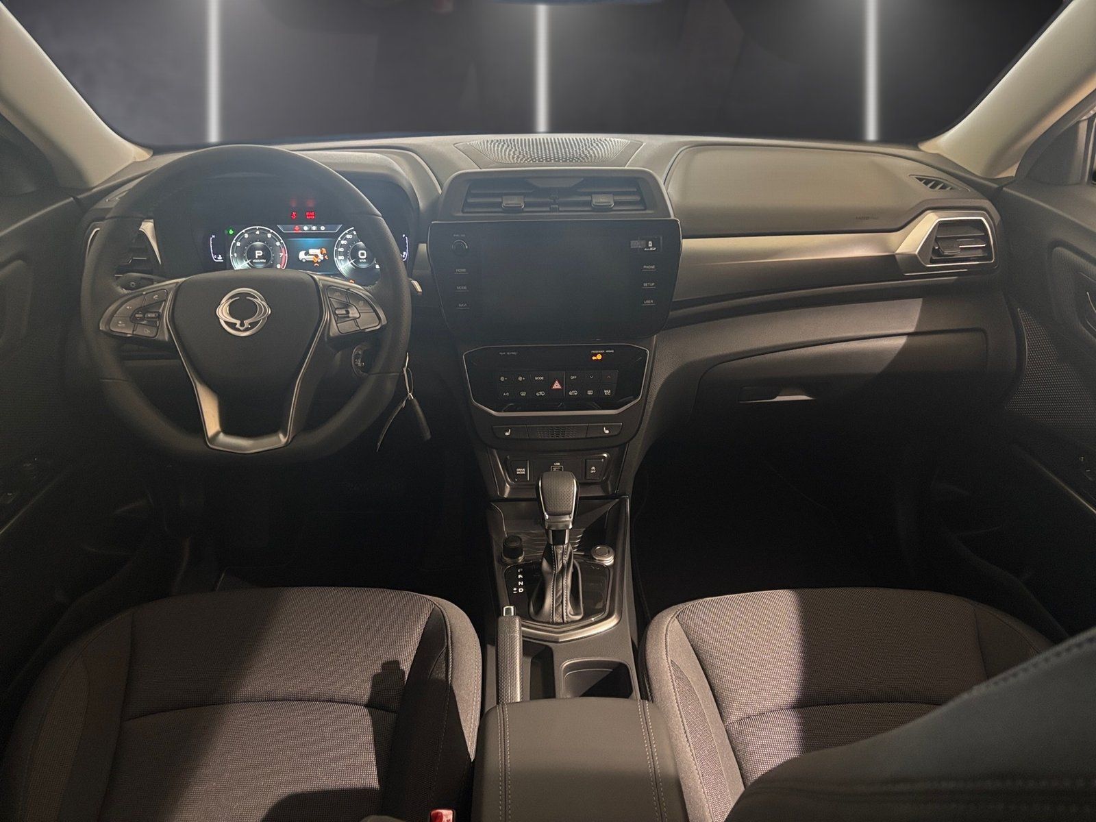 Fahrzeugabbildung KGM Tivoli Essential*Navi*DAB*Kamera*Spurhalt*Sitzhz