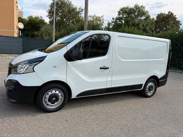 Renault Trafic - 4