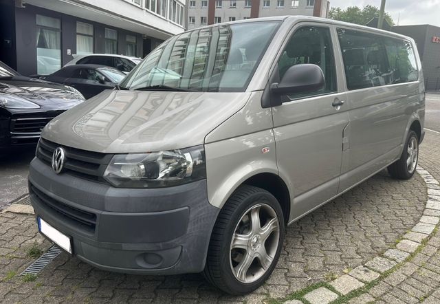 Volkswagen T5 Kombi