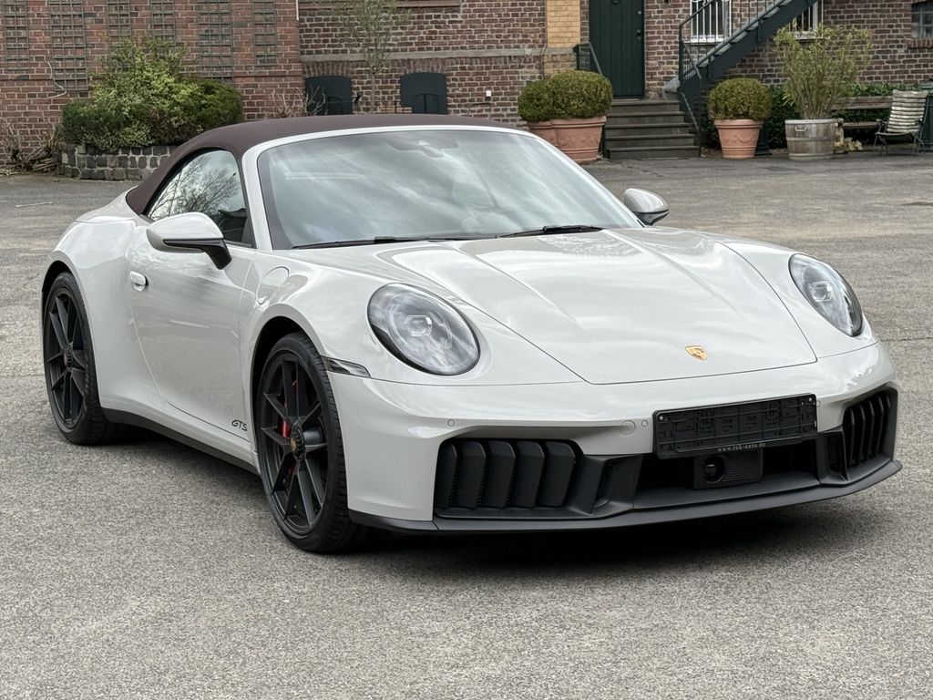 Image of Porsche 992