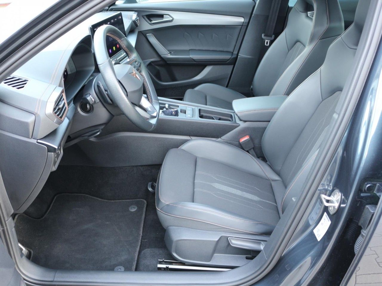 Fahrzeugabbildung CUPRA Formentor VZ 1.4 e-Hybrid DSG
