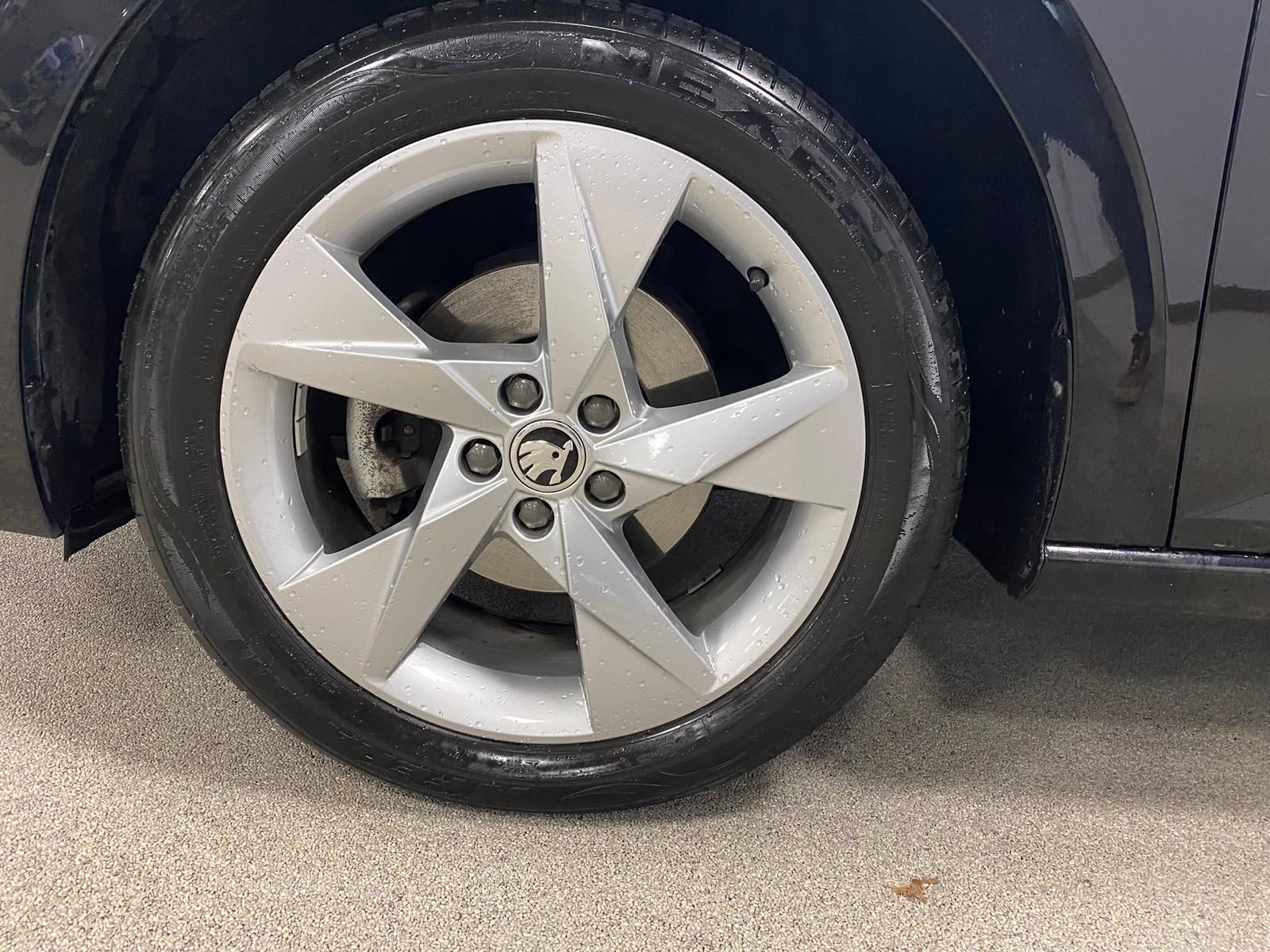 Fahrzeugabbildung SKODA Scala 1.0 TSI Style APP+KLIMA+RFK+PDC+SHZ+LED+++