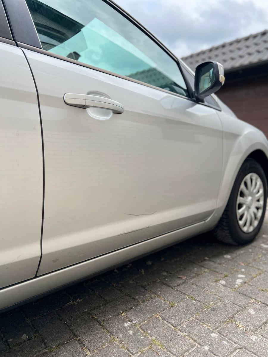 Ford Focus 2008 — photo 14