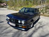 BMW 520i E28 - BMW 520: 520i E28