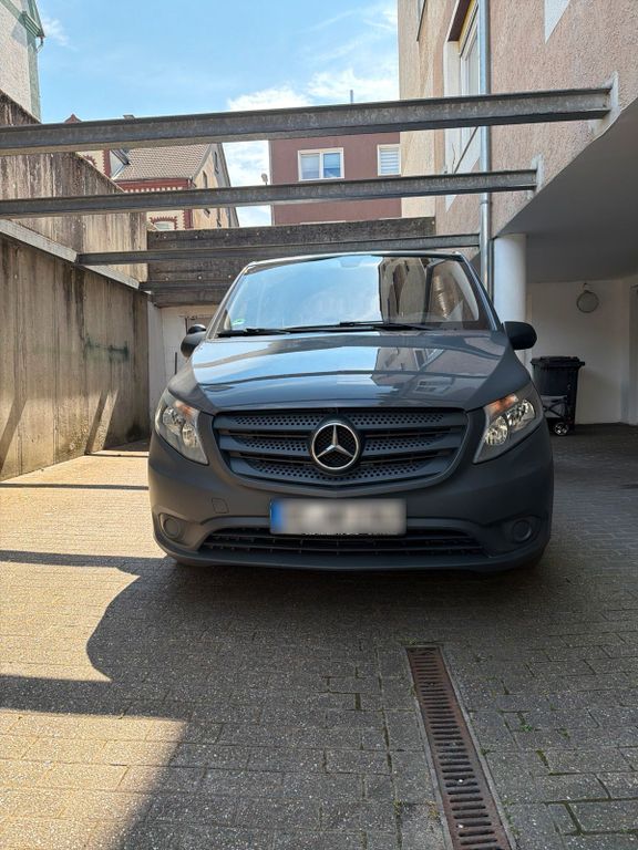 Image of Mercedes-Benz Vito