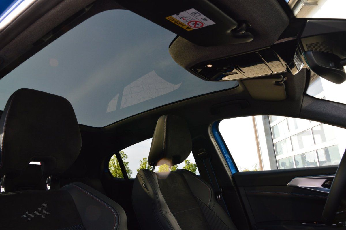 Fahrzeugabbildung Renault Rafale   200 E-Tech Full Hybrid Esprit Alpine