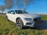 Volvo V90 Cross Country B4 D AWD Pro Geartronic Pro - Volvo V90 Cross Country aus 2021