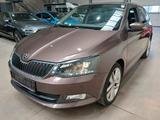 Skoda Fabia Combi Style 1.2 TSI *KAM*NAVI*PDC - Skoda Fabia: Combi