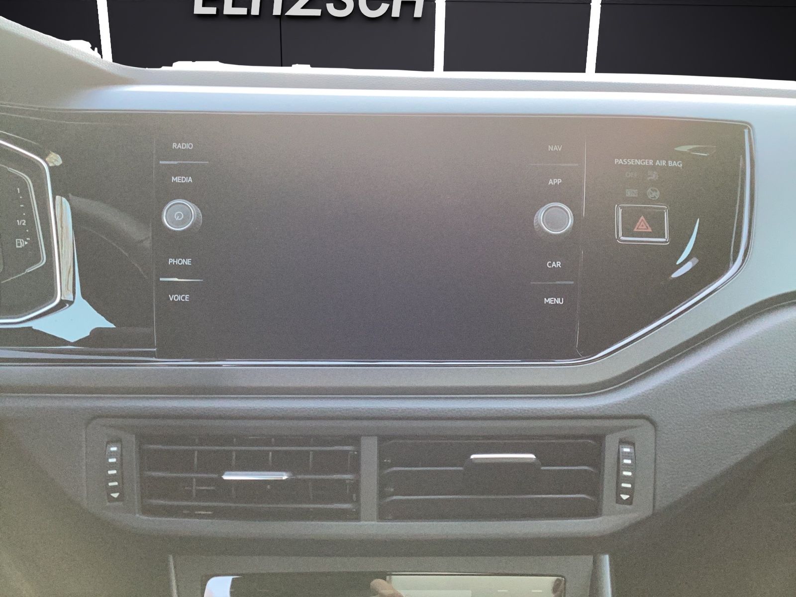 Fahrzeugabbildung Volkswagen Taigo TSI R-Line, MATRIX ACC AID NAVI PDC SHZ