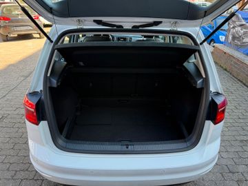 Volkswagen Golf - 12