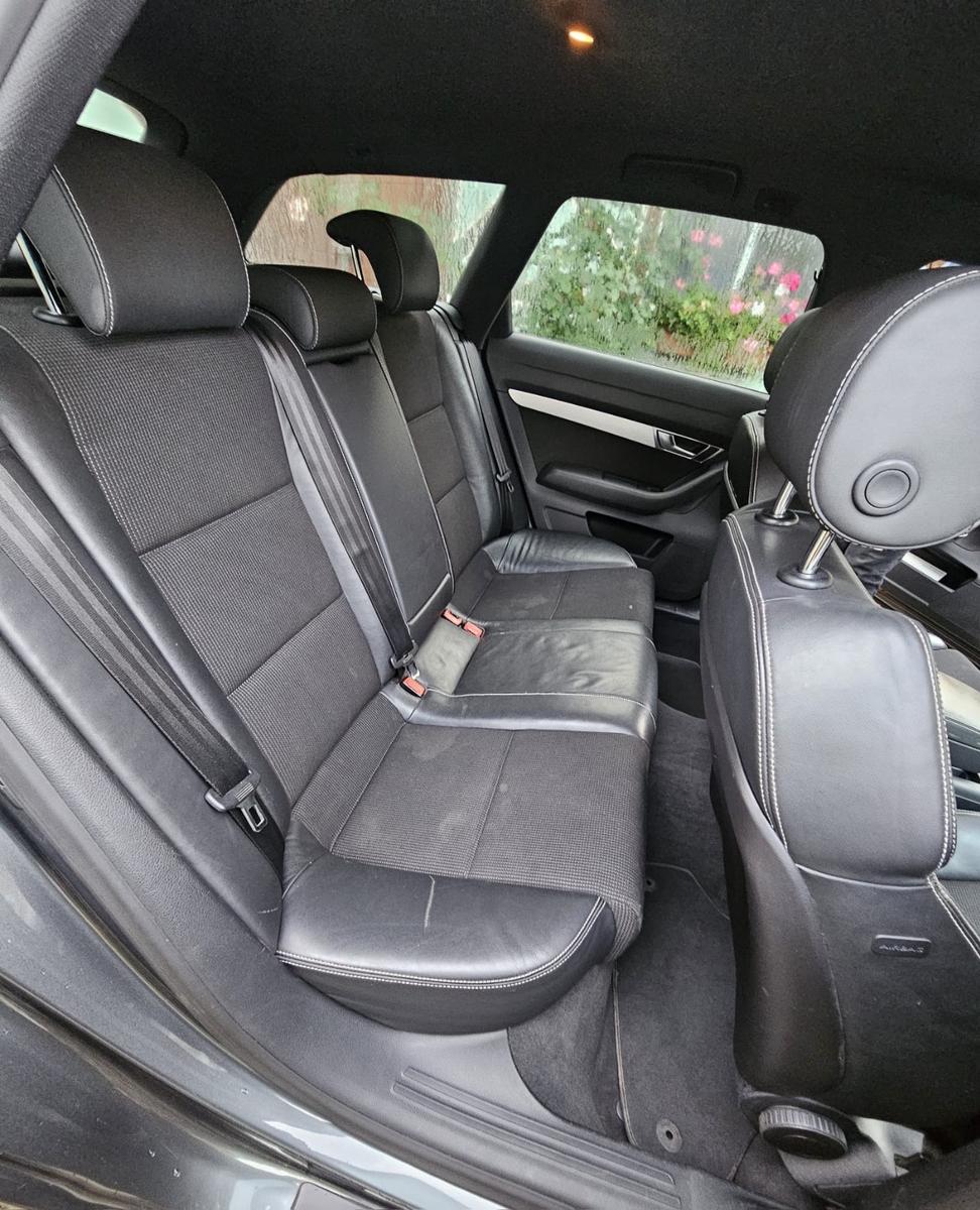 Audi A6 2010 — photo 13