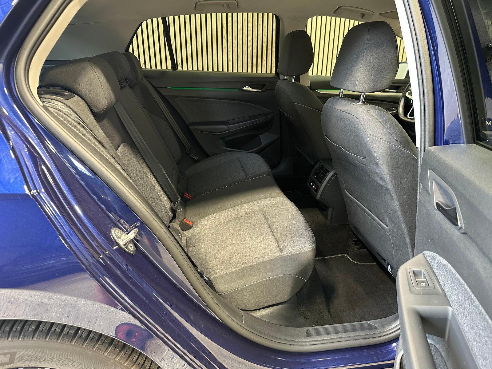 Volkswagen Golf 1.5 TSI Move LED Navi AHK ACC SHZ LHZ, миниатюра 21