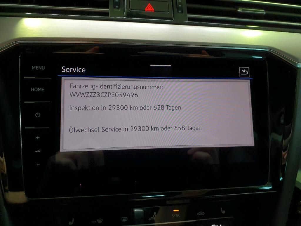Volkswagen Passat Variant Elegance 2.0 TDI DSG RFK*PDC*Temp