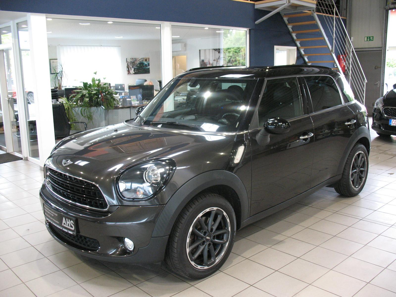 MINI Cooper D Countryman *XENON*NAVI*SHD*