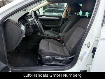 Volkswagen Passat Variant - 9