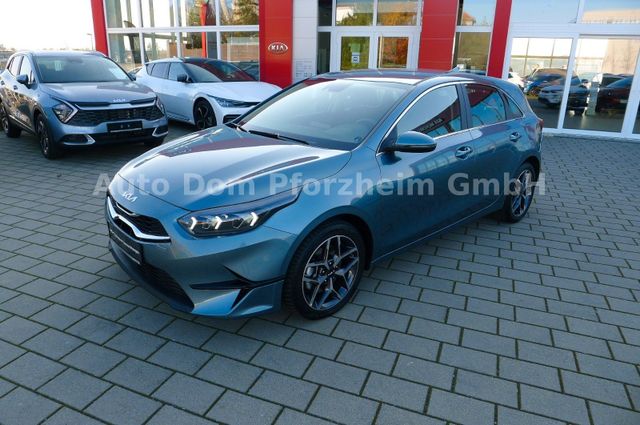 Kia Ceed 1.5T DCT7 SPIRIT /TECHNOLOGIE/NAVI/UVO