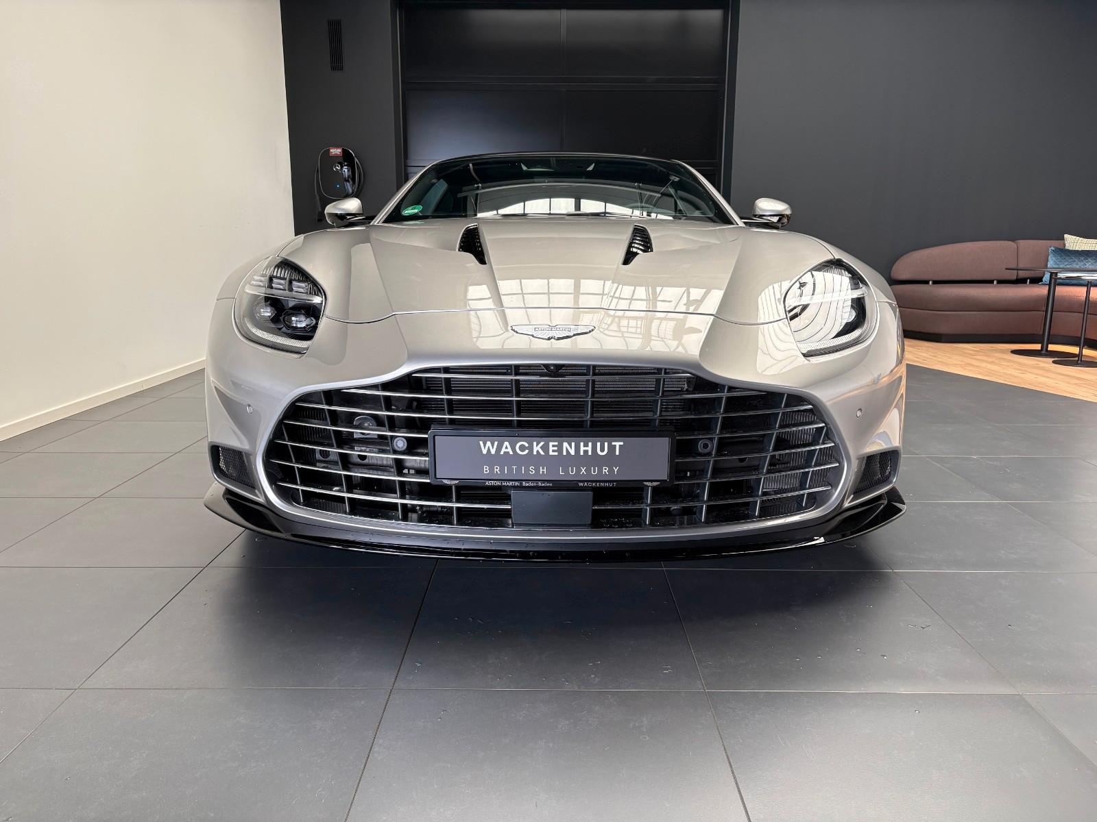 Aston Martin Vanquish - Q Spirit Silver - Inspire Duo