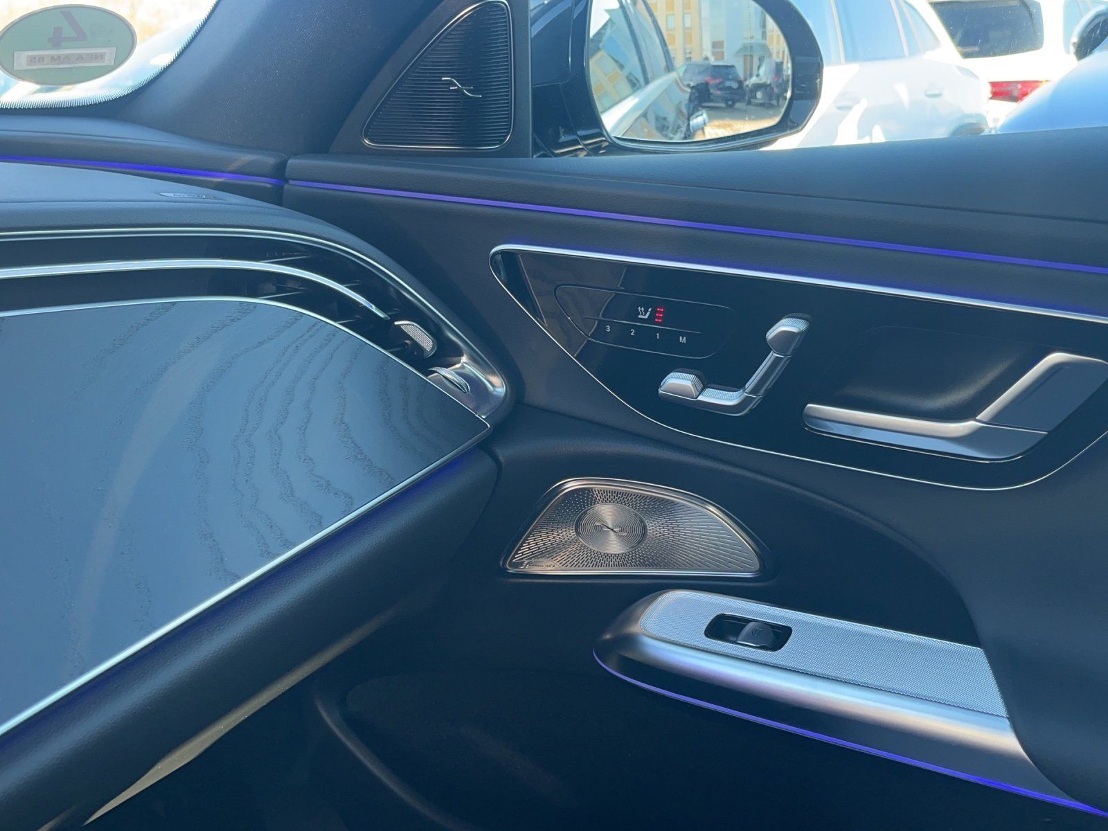 Mercedes-Benz E 450 d 4M AVANTGARDE+PANO+FAHRASSI+DIGITAL+BURM foto 10