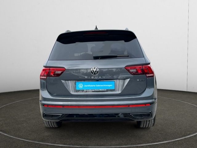 Volkswagen Tiguan 2.0 TDI DSG 4M R-Line Navi AHK Pano Black foto 4