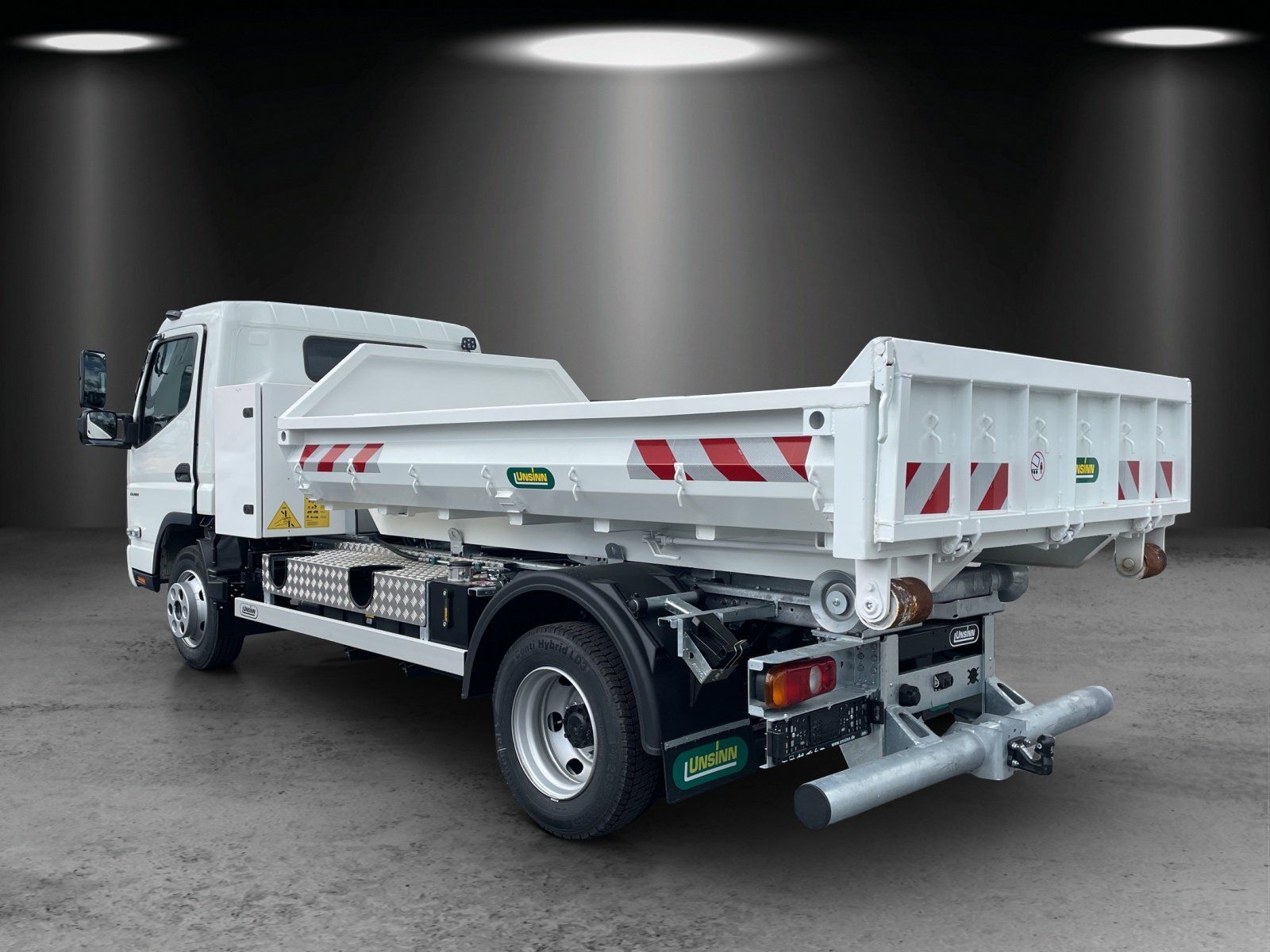 Fahrzeugabbildung FUSO 7C18 AMT 4x2 3400 Unsinn City Hakenlift Klima