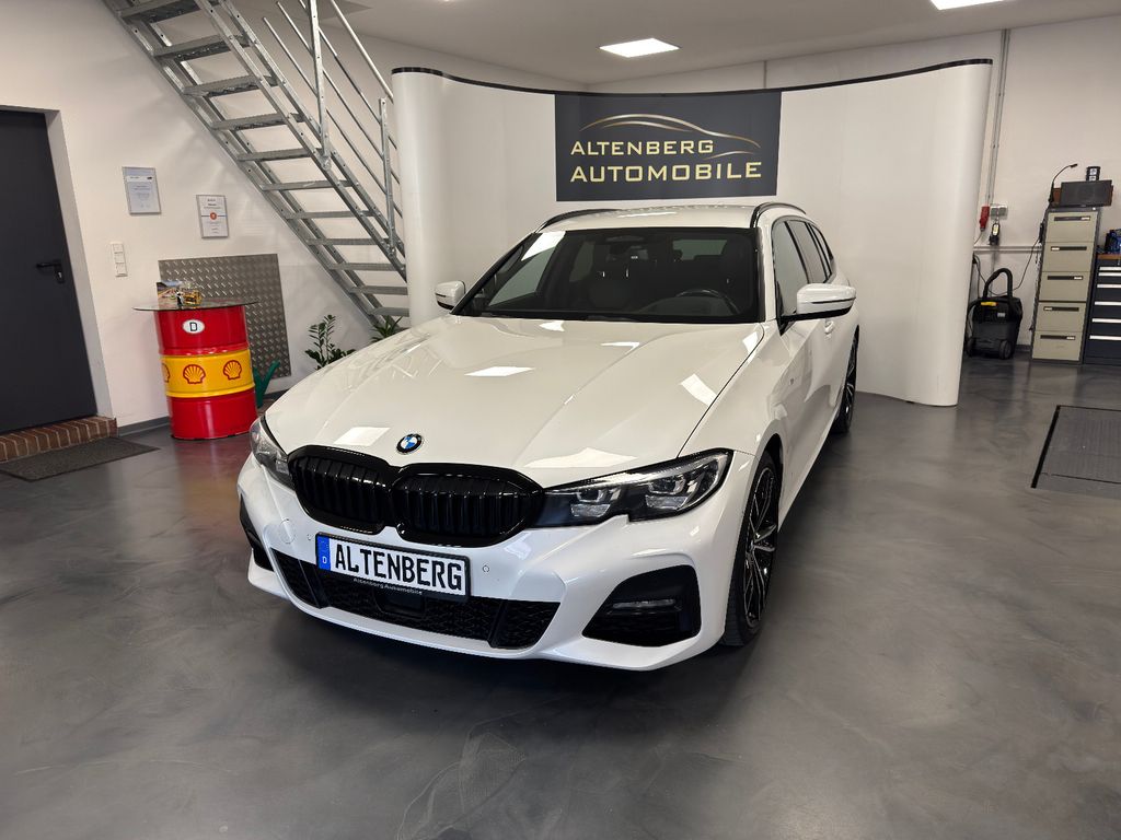 Image of BMW 330