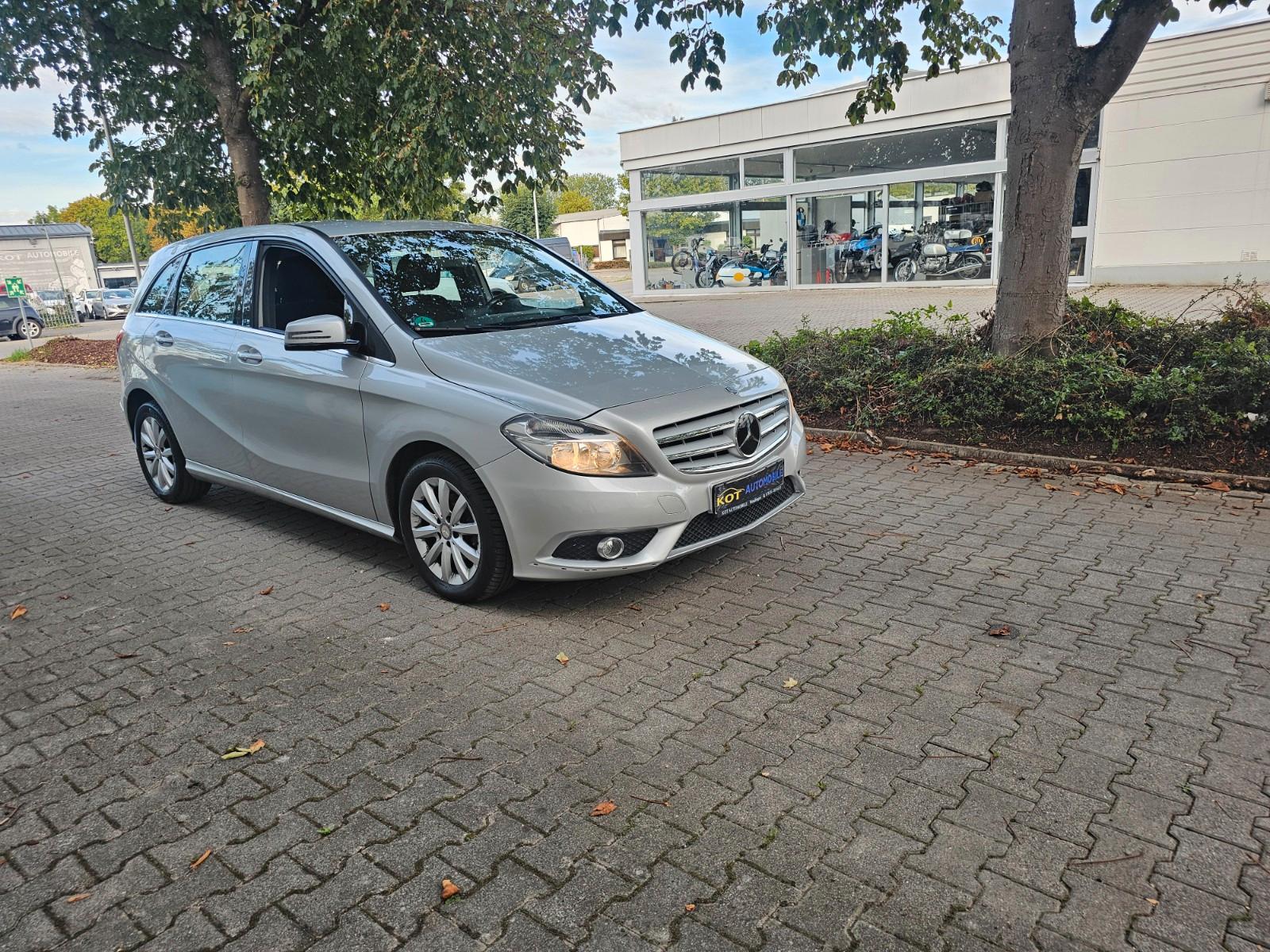Mercedes-Benz B 180/SERVICE UND HU TÜV NE/AHG