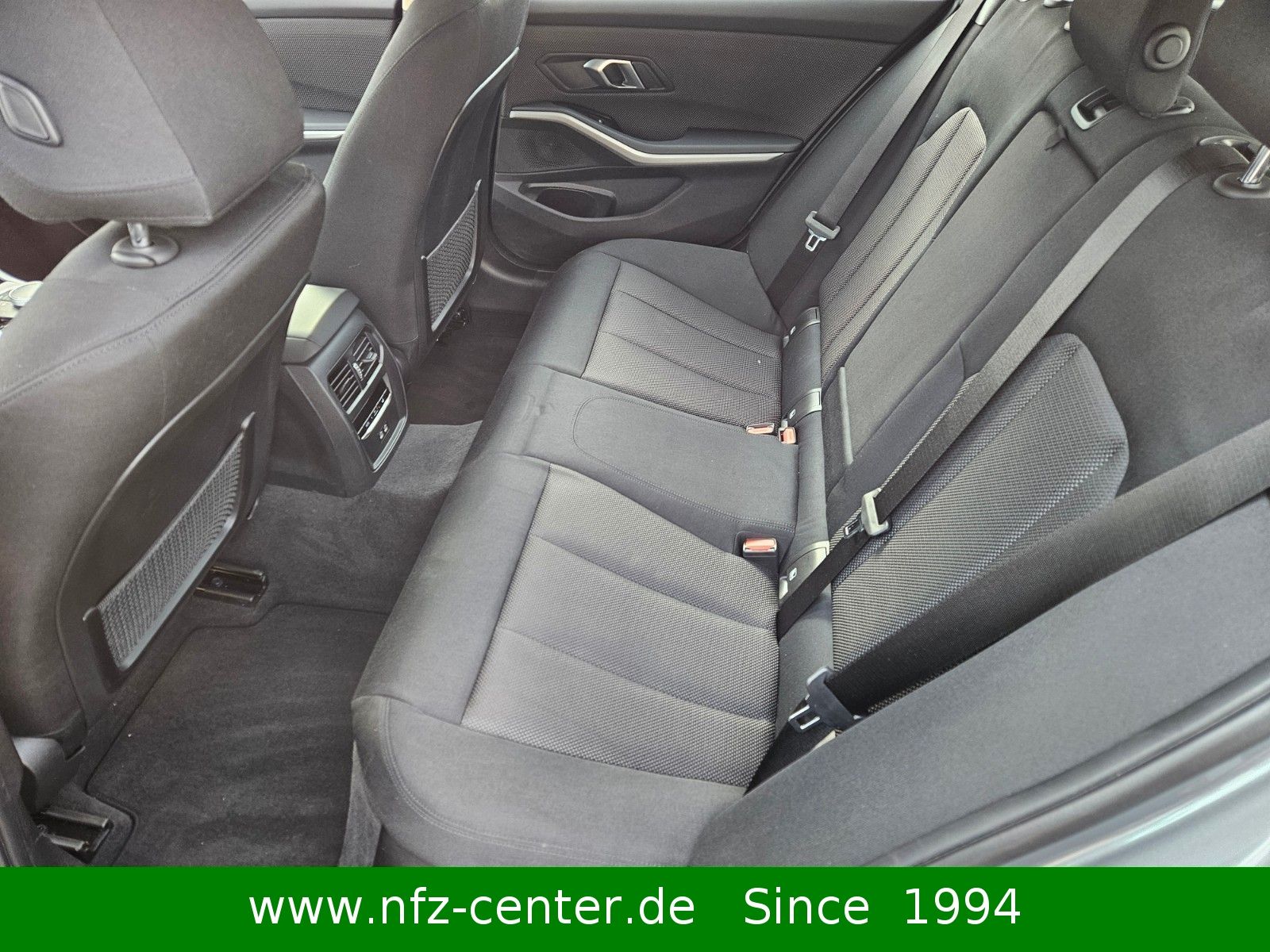 BMW 320 d xDrive Navigation PDC foto 16