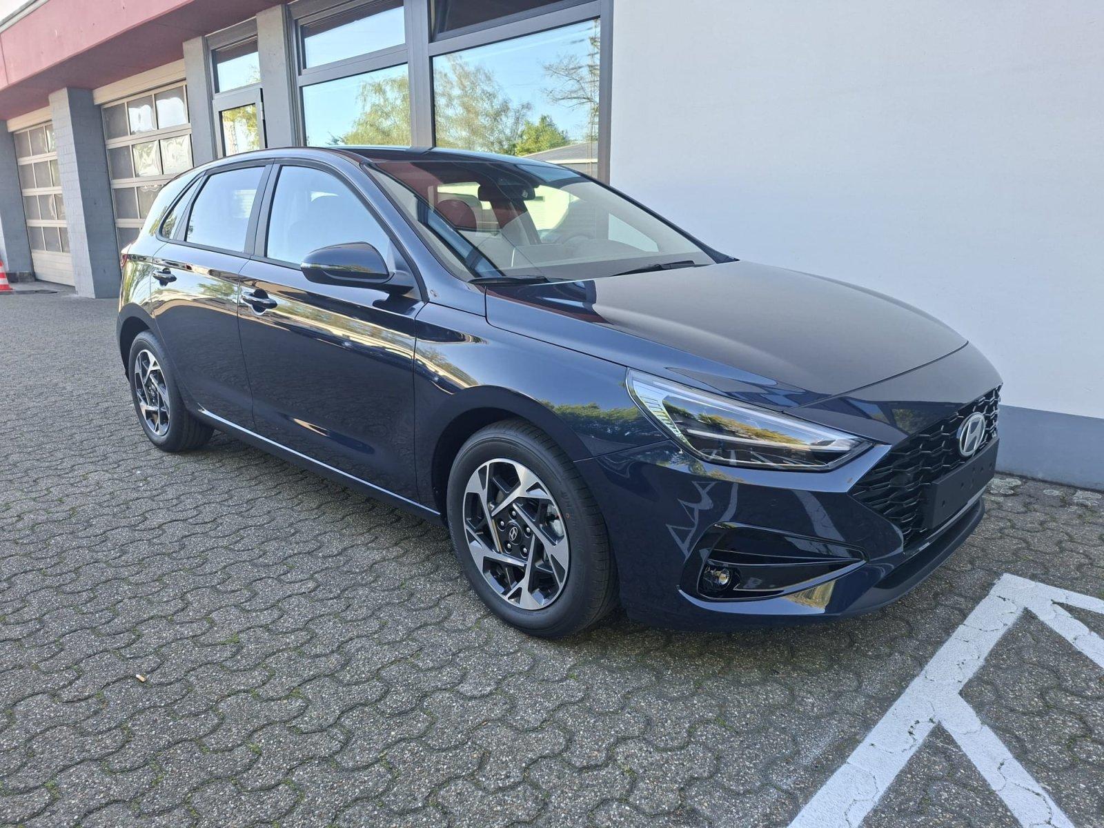 Hyundai i30 1.6 T-GDI 7DCT GO SHZ|NAVI|PDC|KAMERA